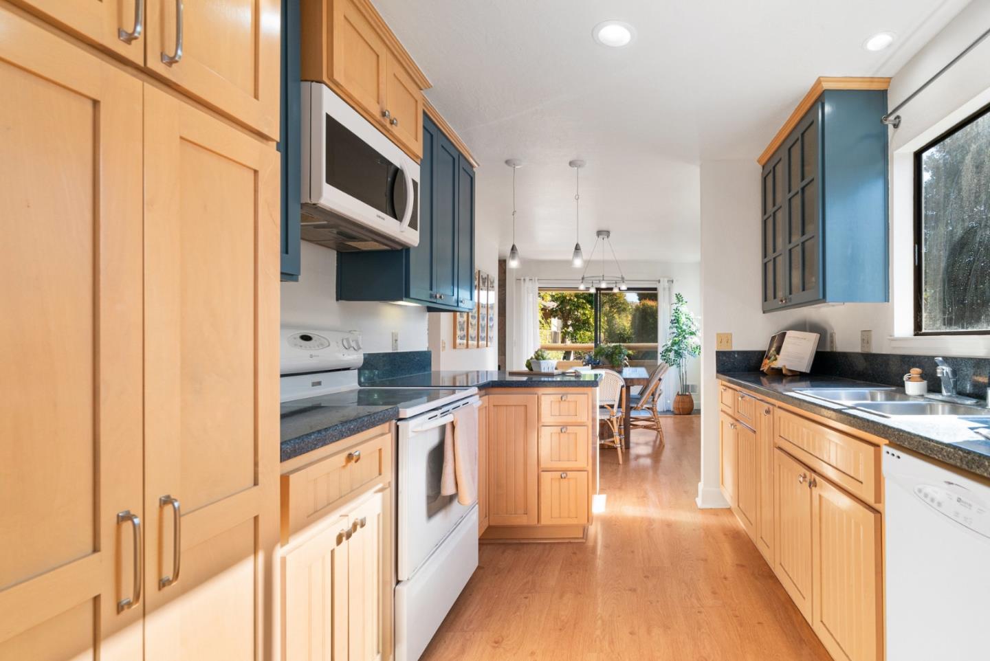 111 Vineyard CT