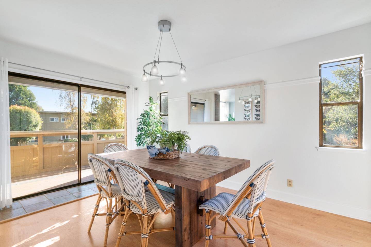 111 Vineyard CT
