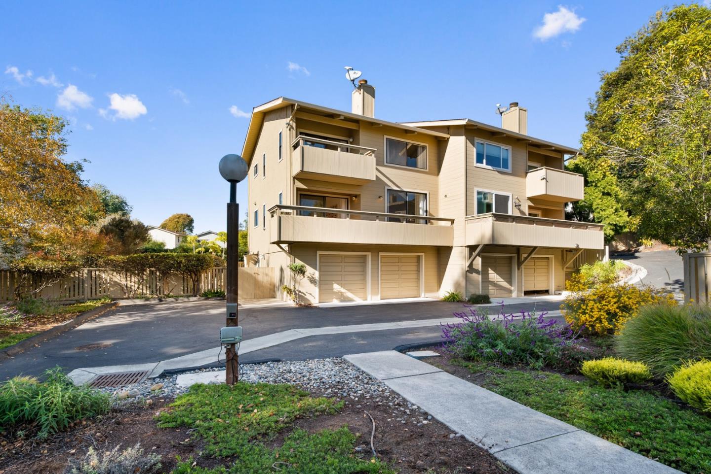 111 Vineyard CT