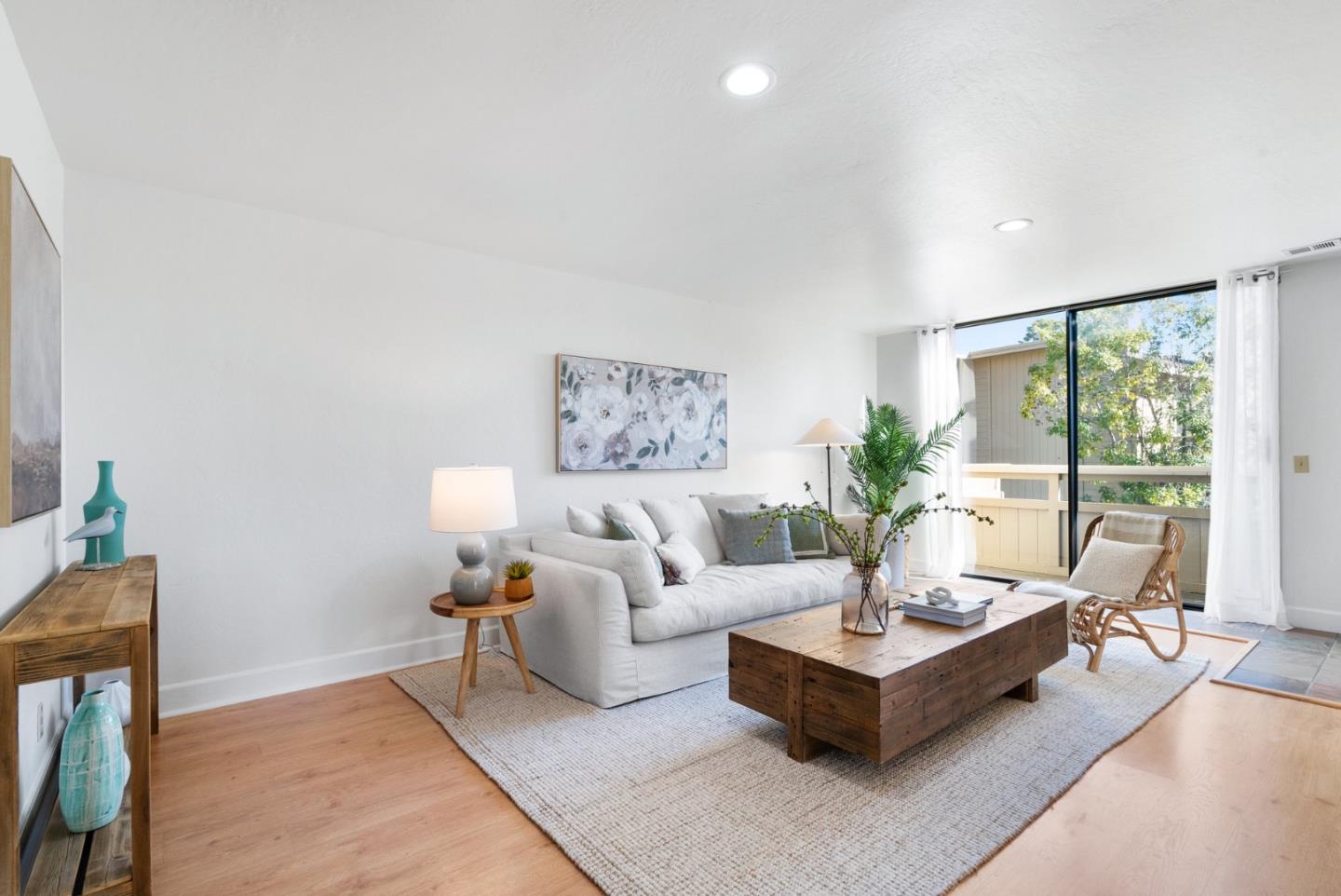 111 Vineyard CT