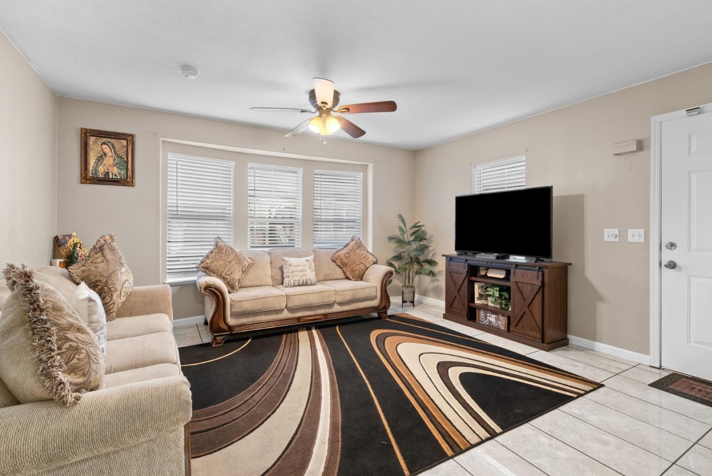 789 Green Valley Road Unit: 35