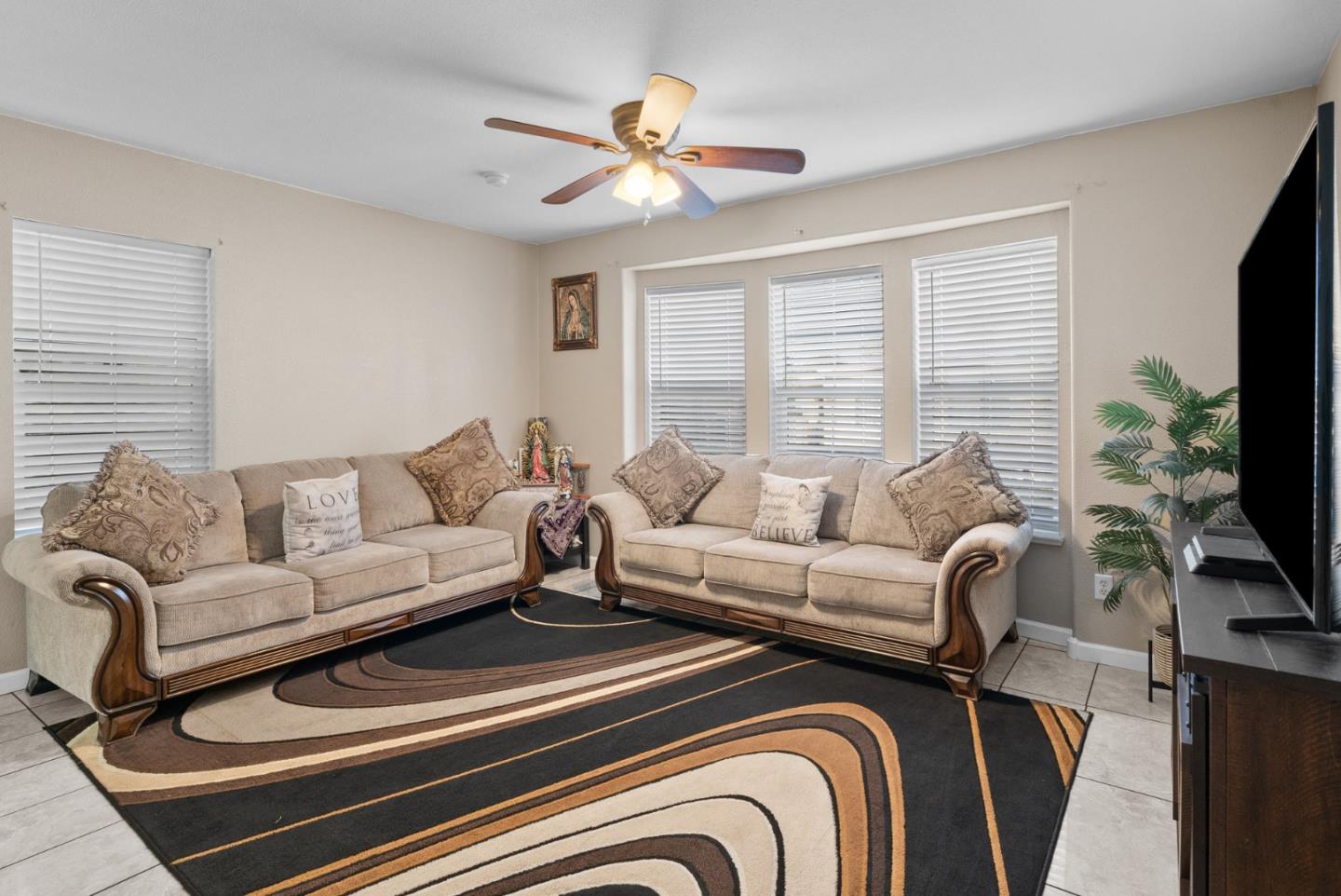 789 Green Valley Road Unit: 35
