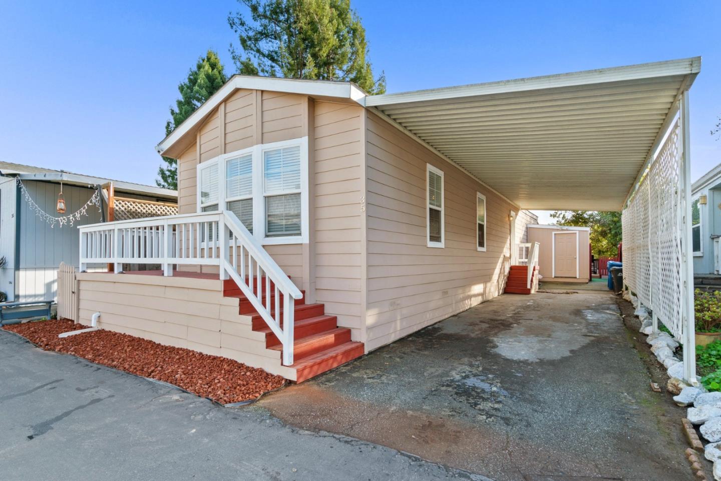 789 Green Valley Road Unit: 35