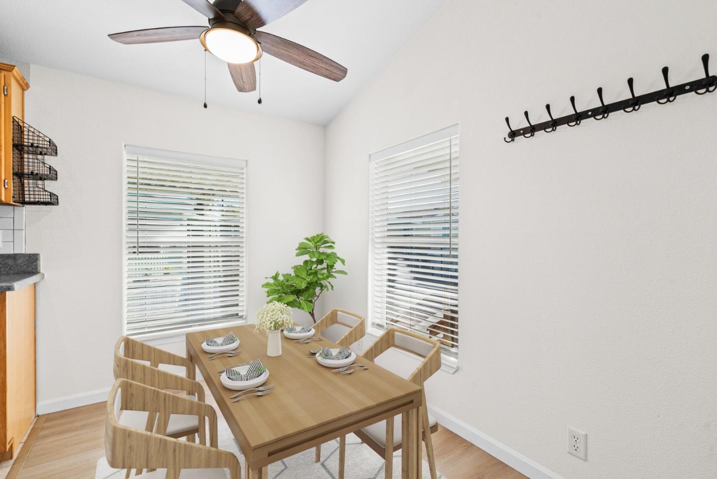 998 38th Avenue Unit: 19