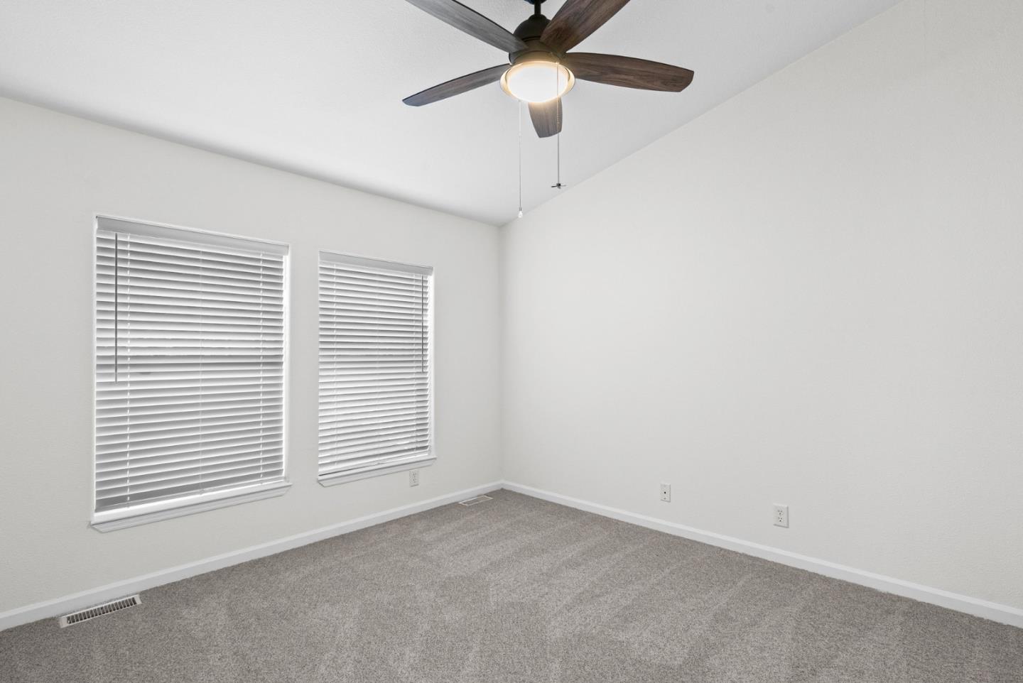 998 38th Avenue Unit: 19