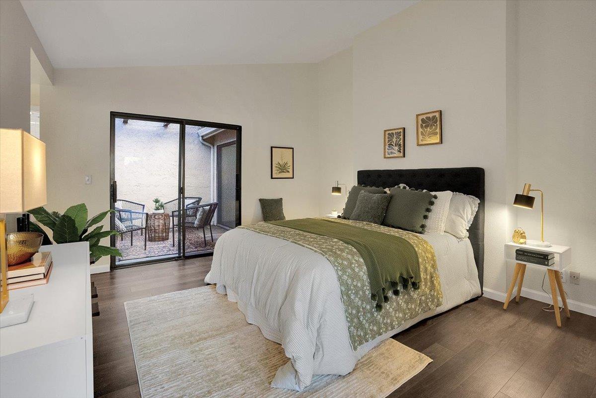 2387 Lascar Court