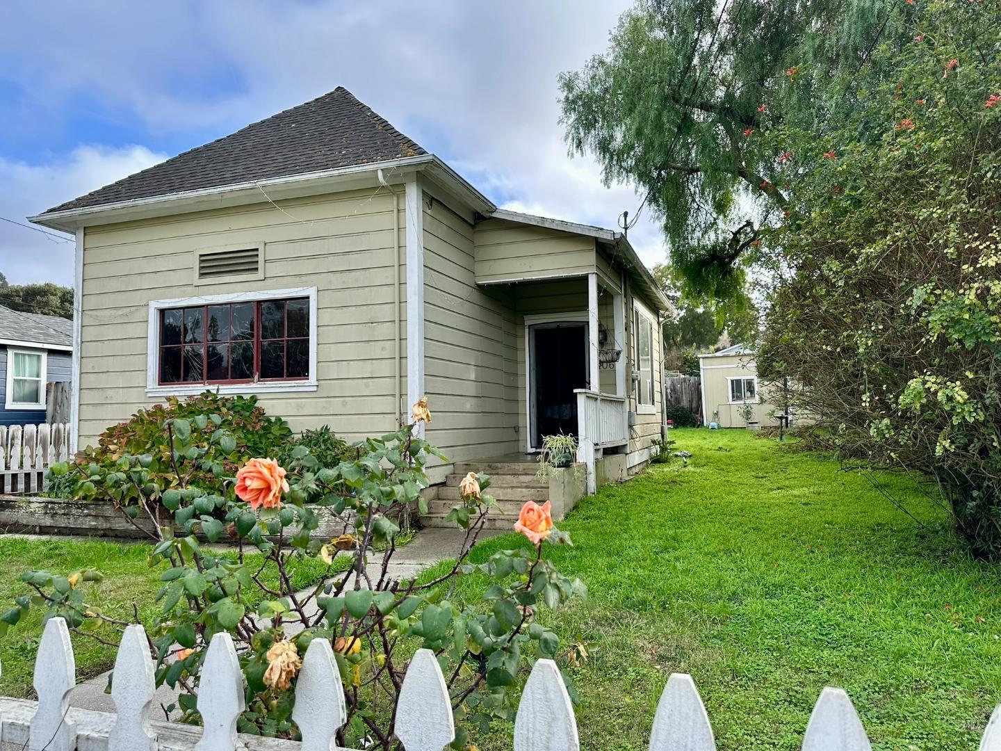 406 Rose Avenue