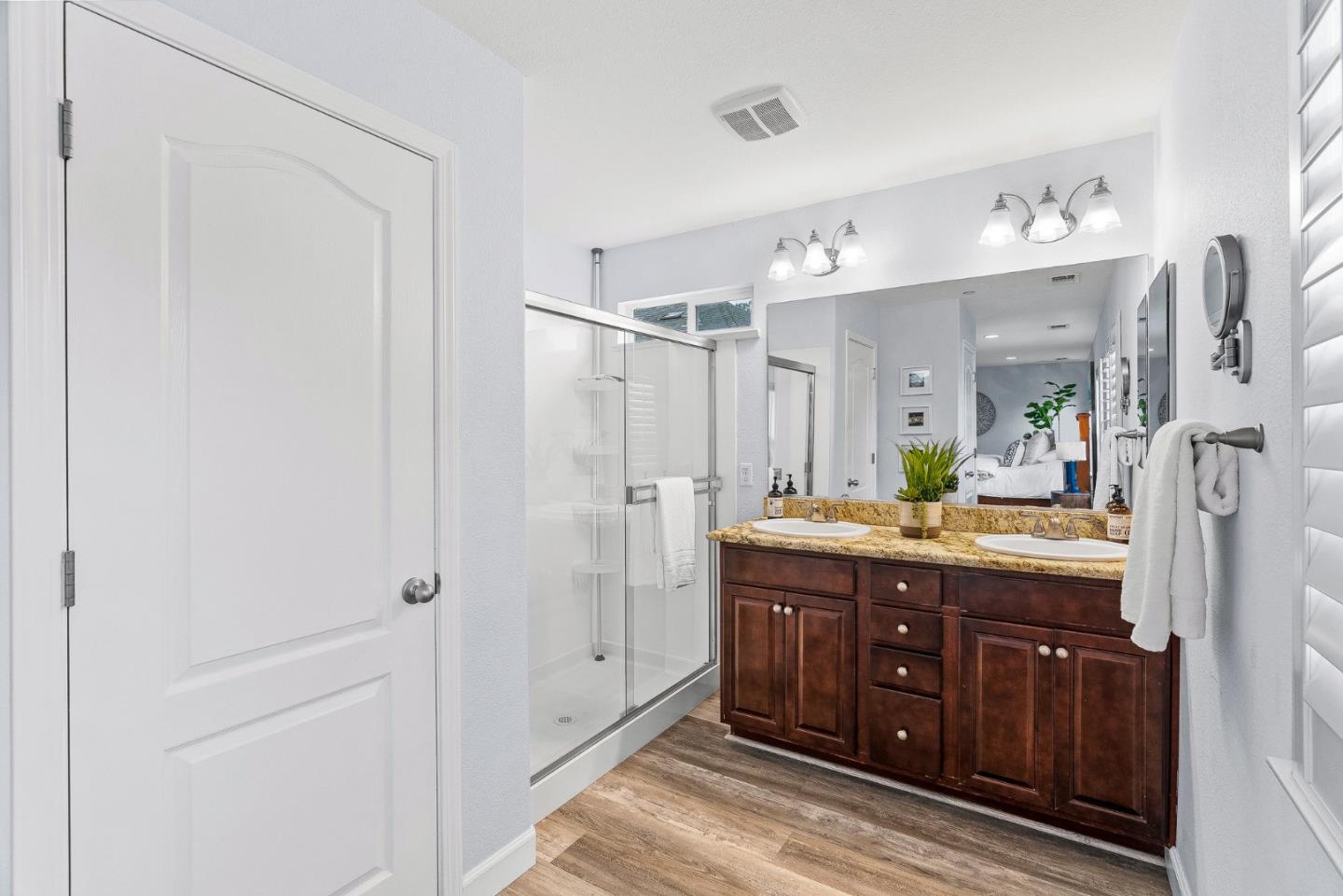 109 Meadowview Lane