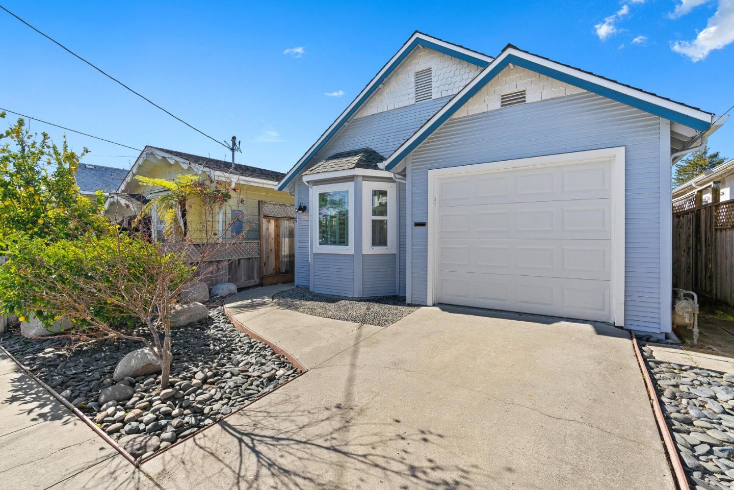 215 Dufour Street