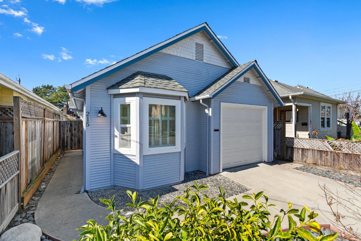215 Dufour Street
