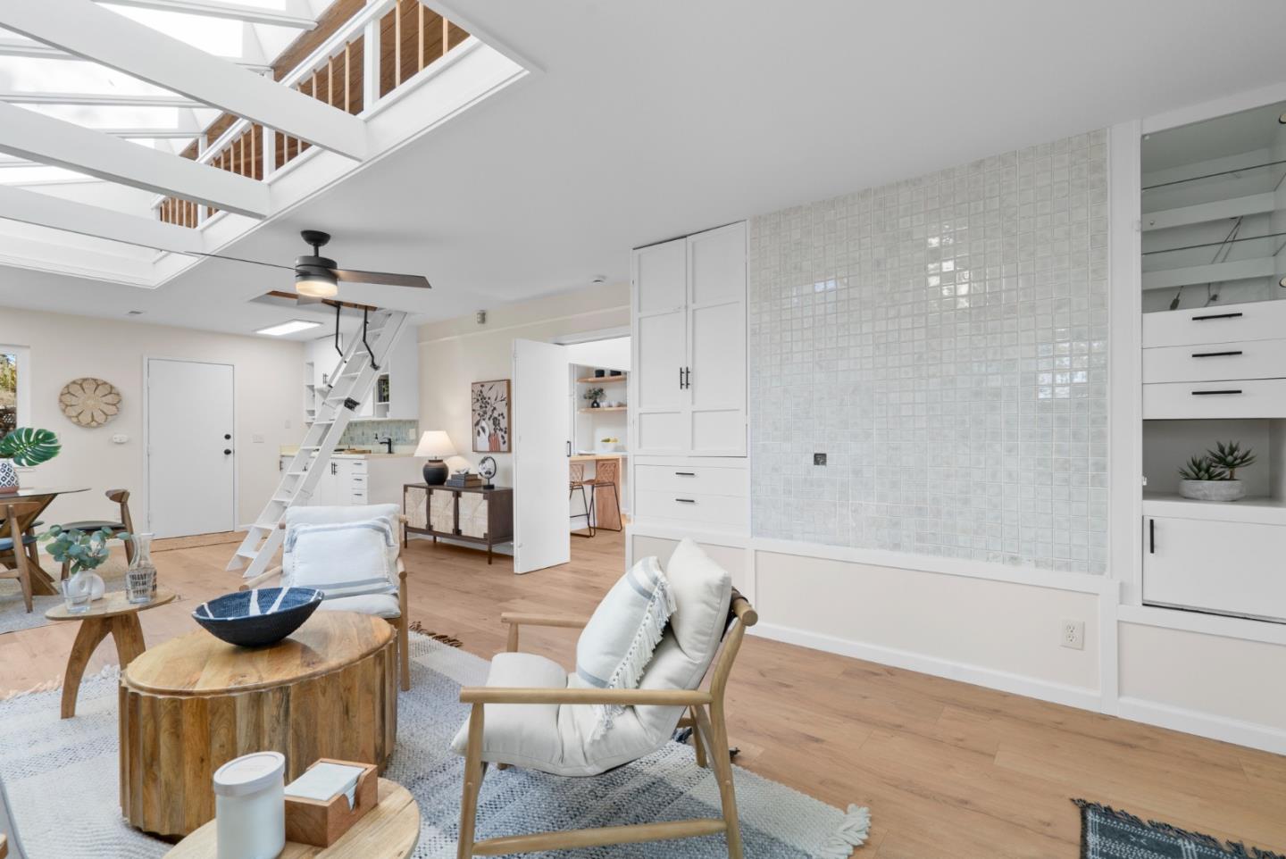 443 Sailfish Drive