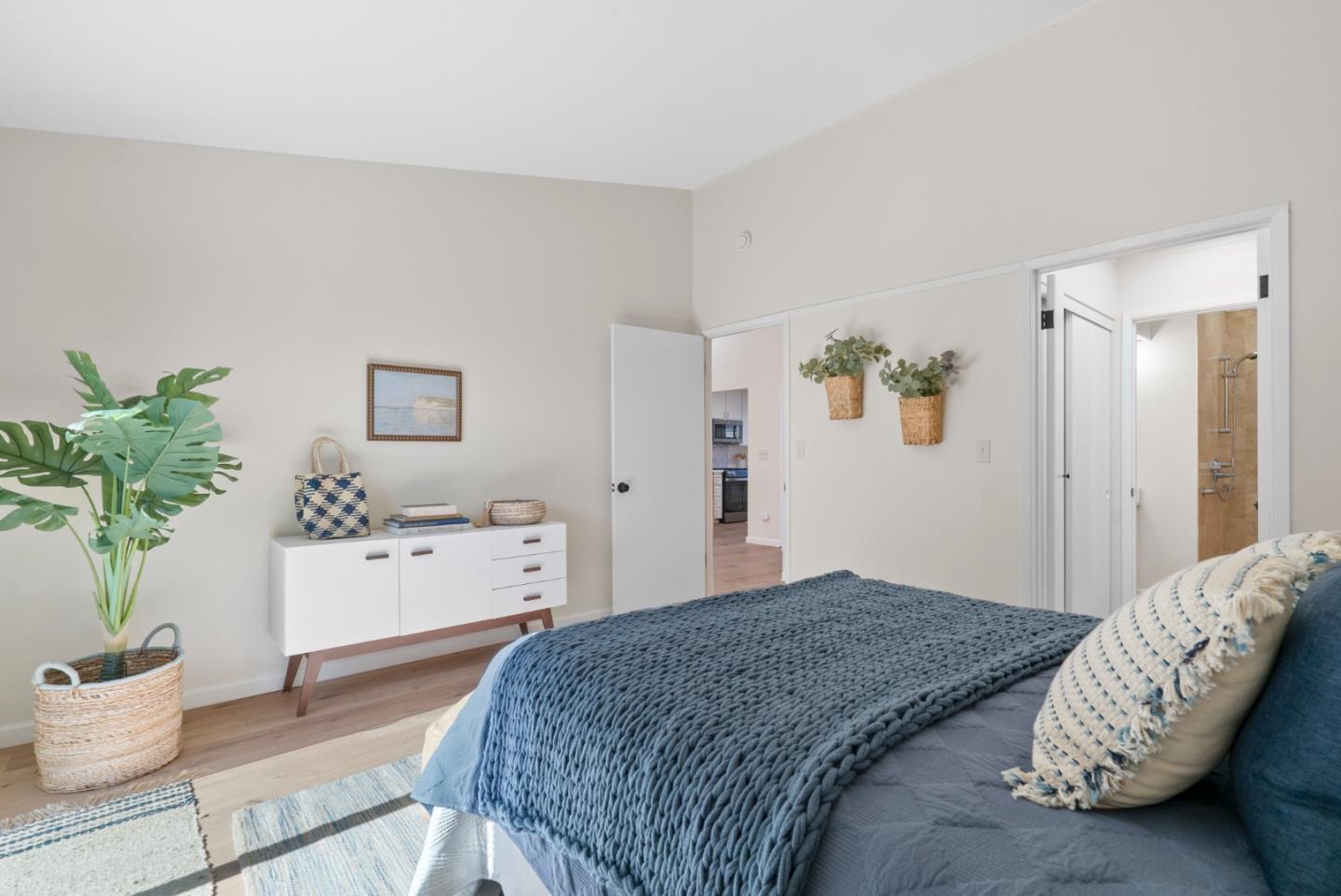 443 Sailfish Drive