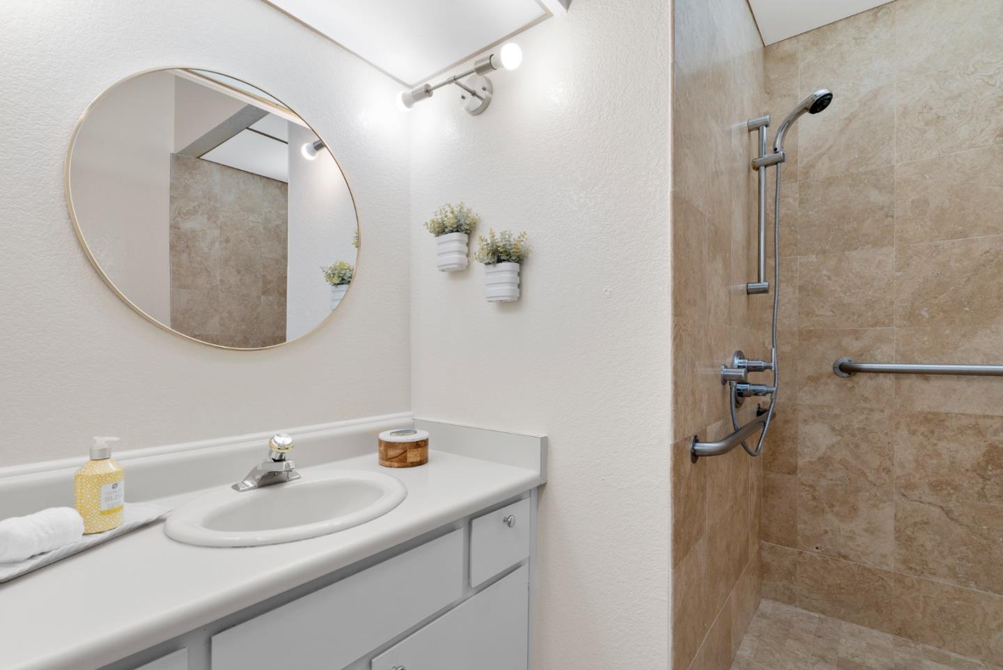 443 Sailfish Drive