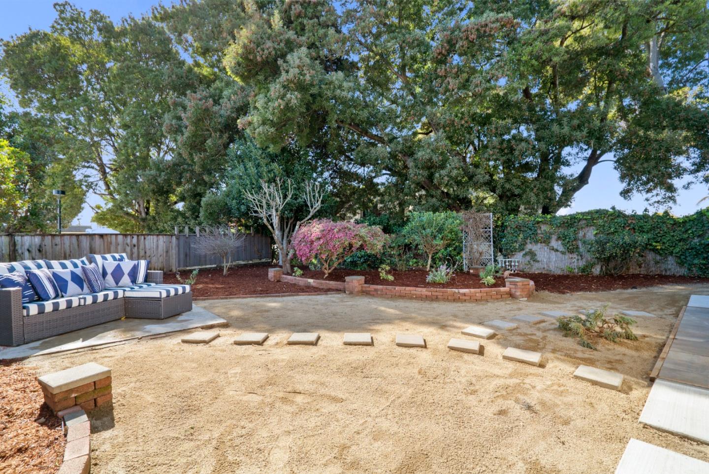 443 Sailfish Drive