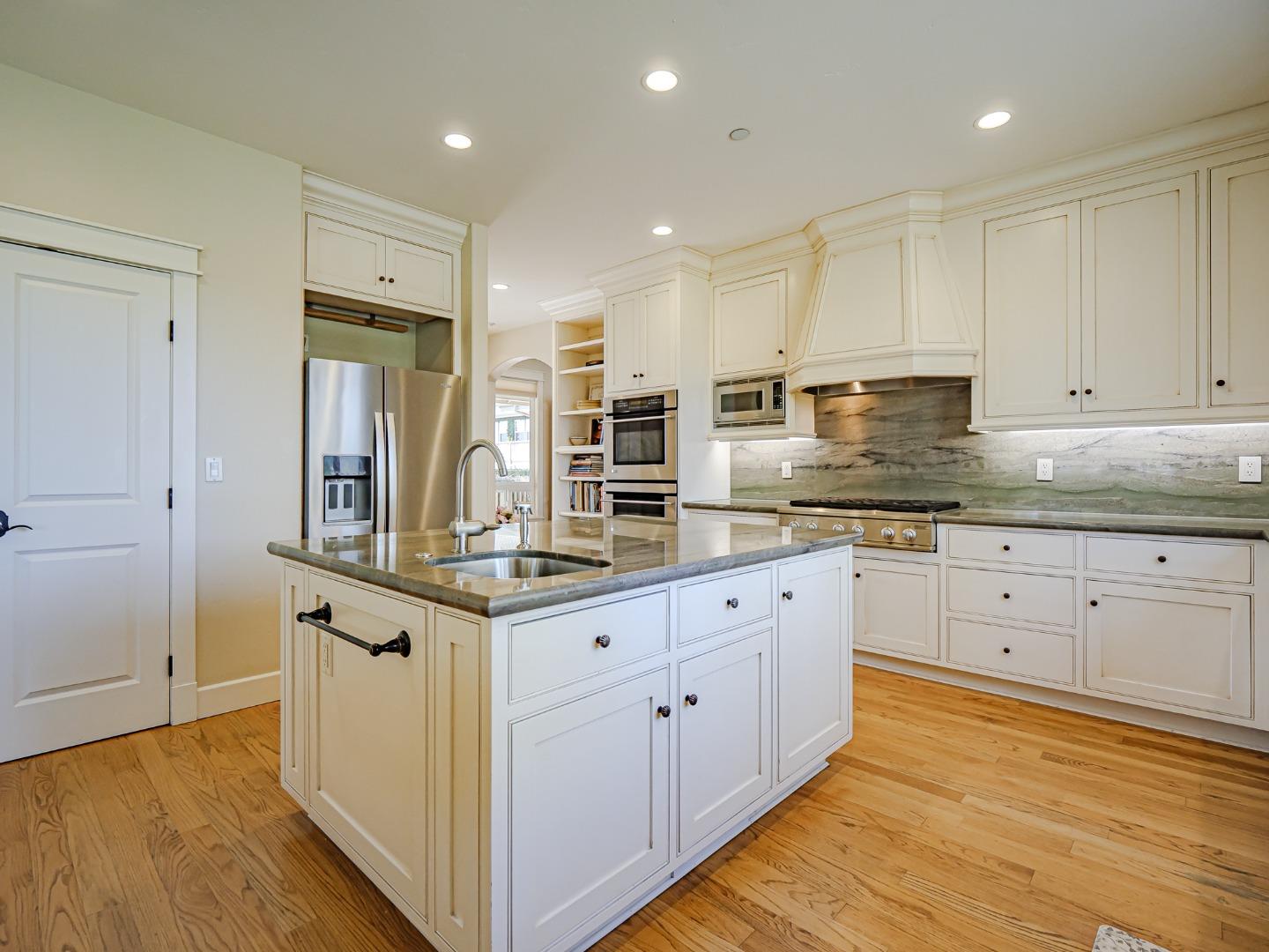 264 Oak HL