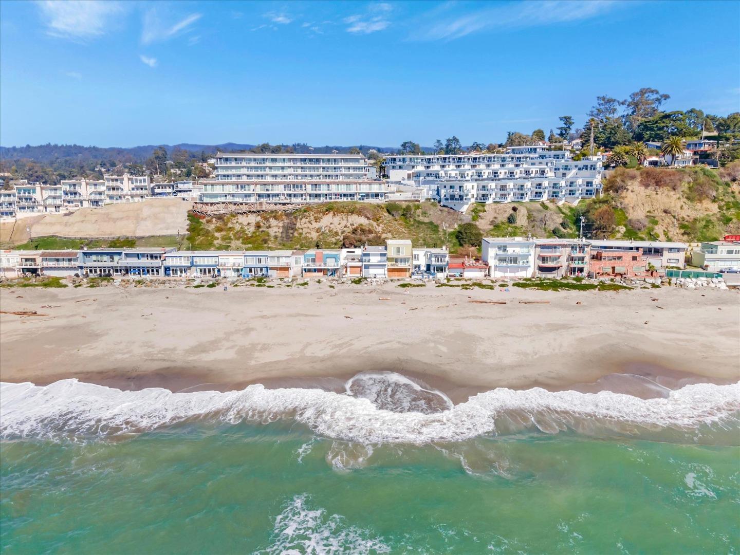230 Rio Del Mar Boulevard B