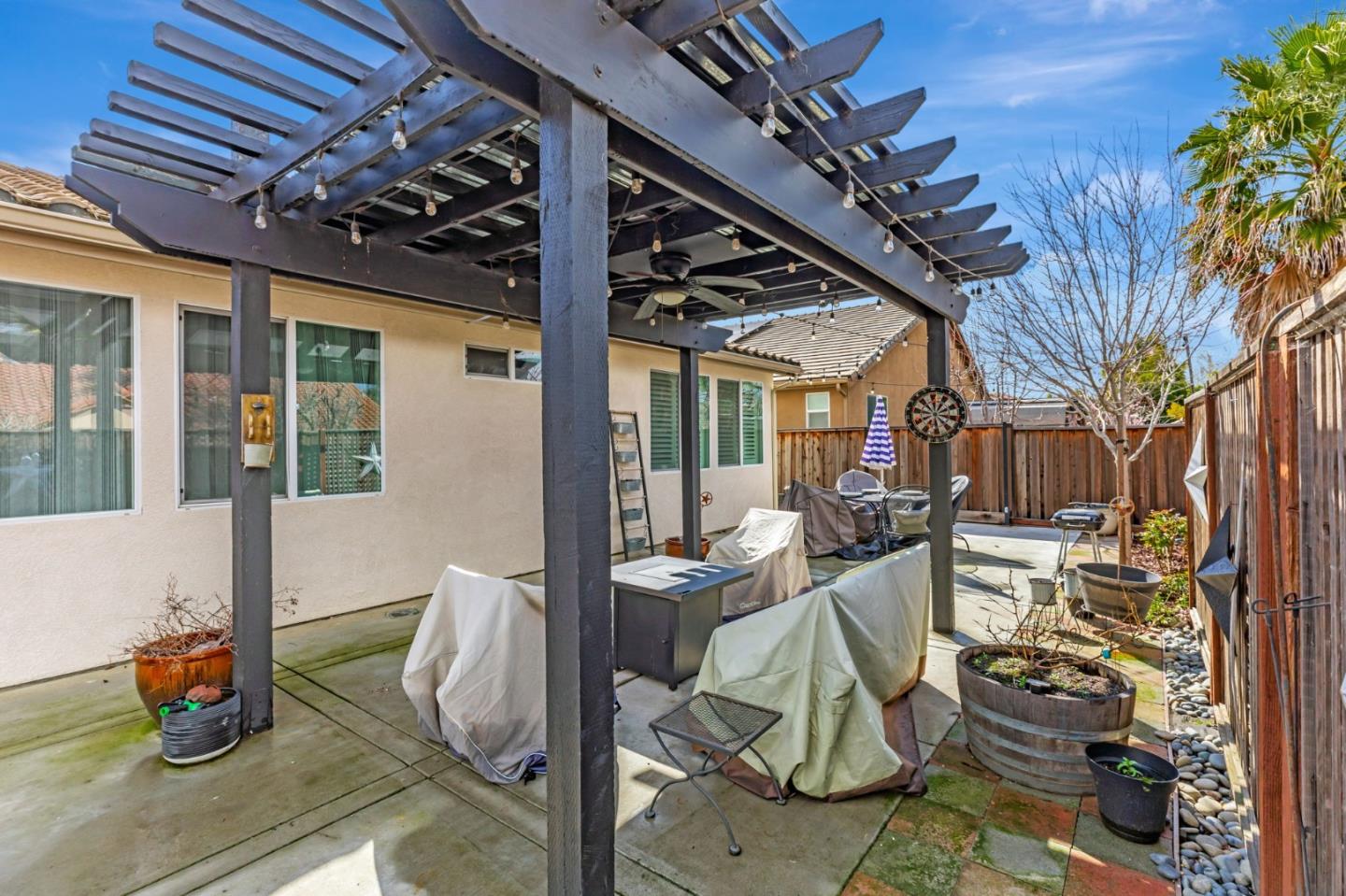 1216 Steinbeck DR