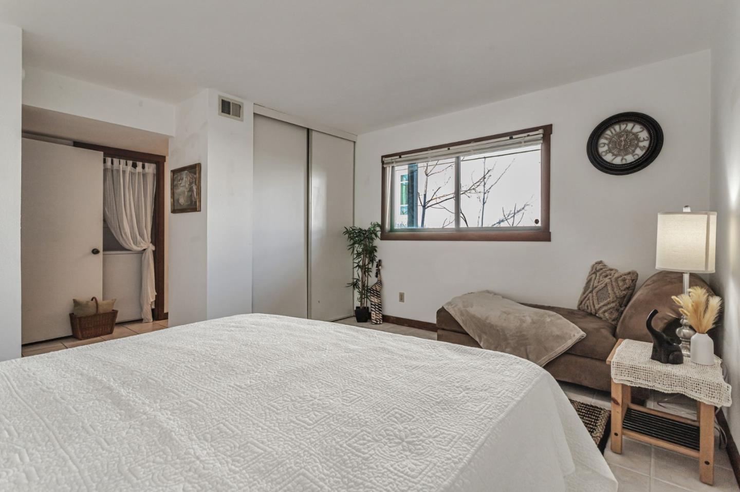 323 Broadway A2