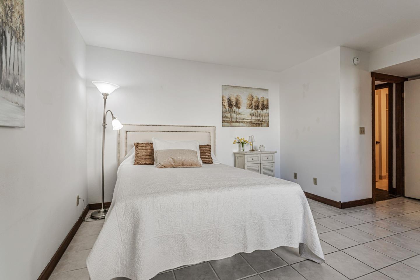323 Broadway A2