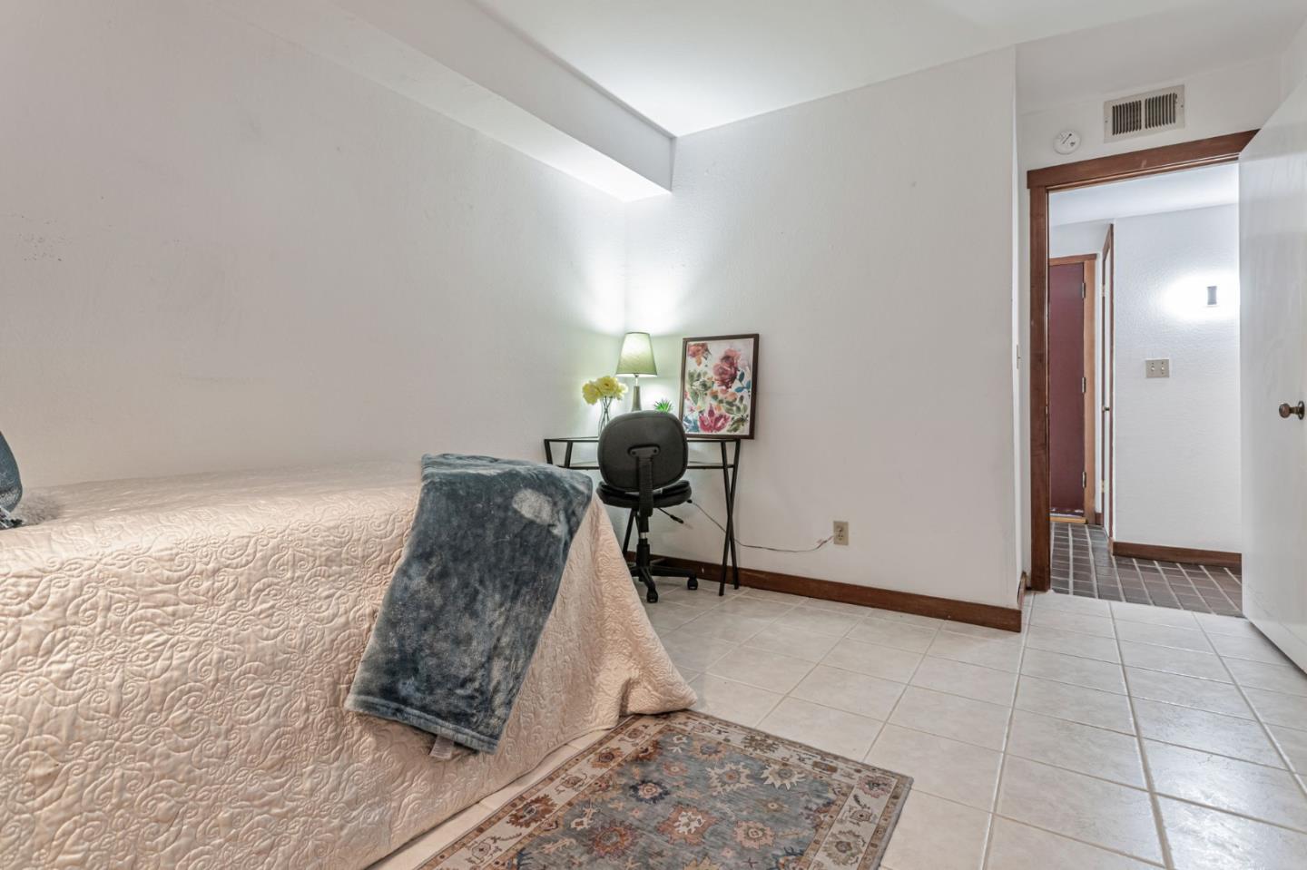 323 Broadway A2