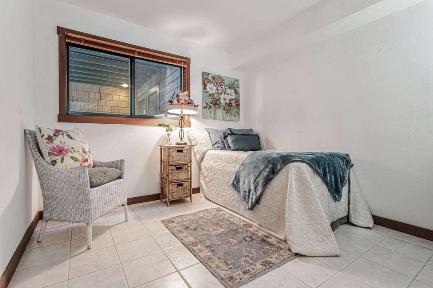 323 Broadway A2