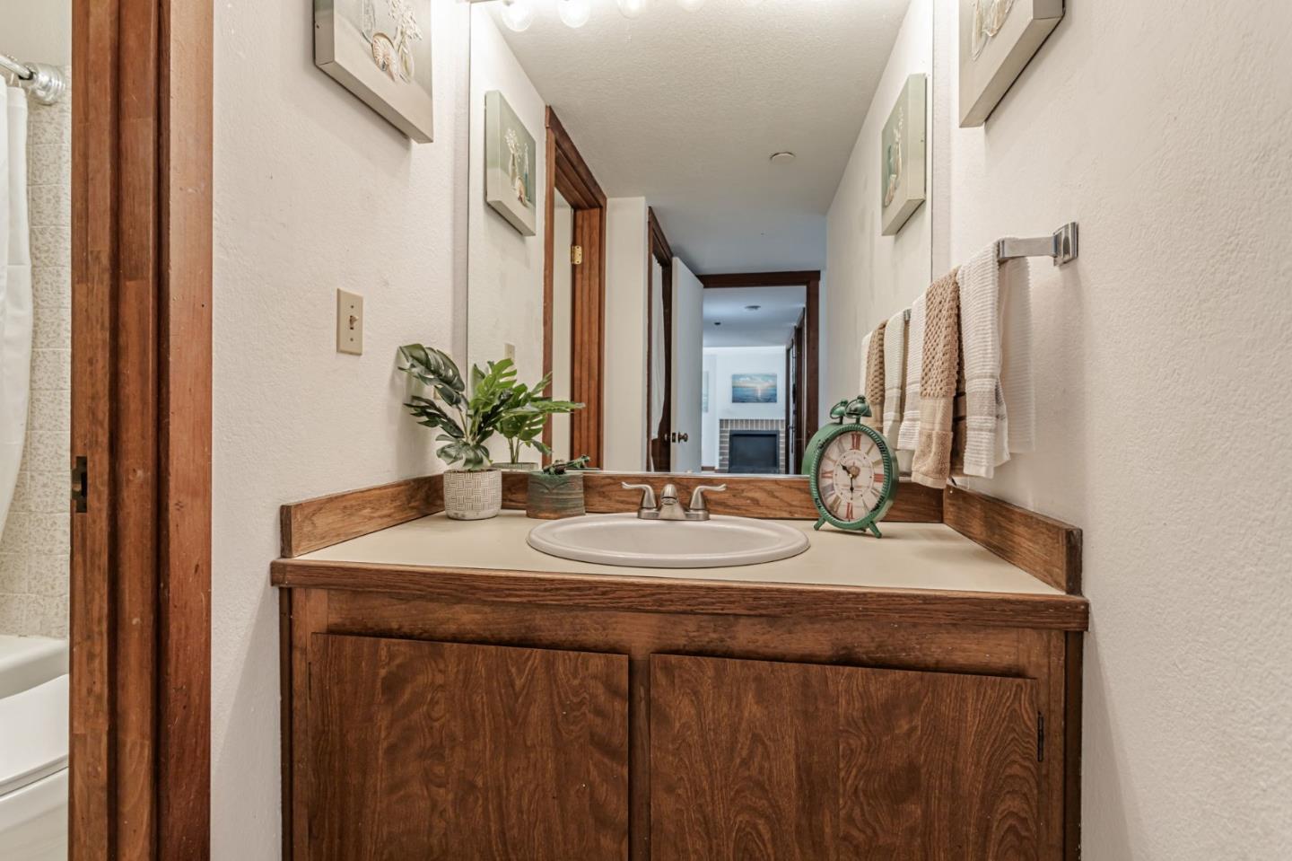 323 Broadway A2