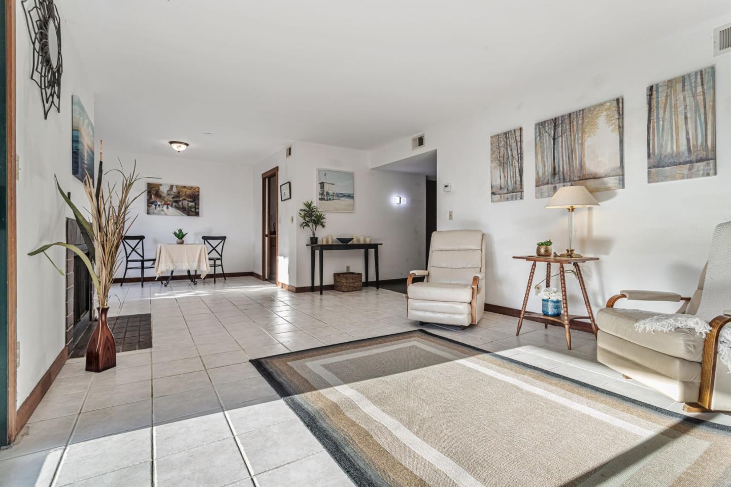 323 Broadway A2