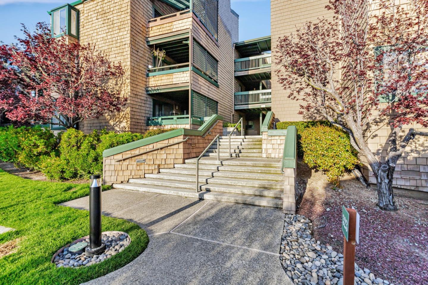 323 Broadway A2