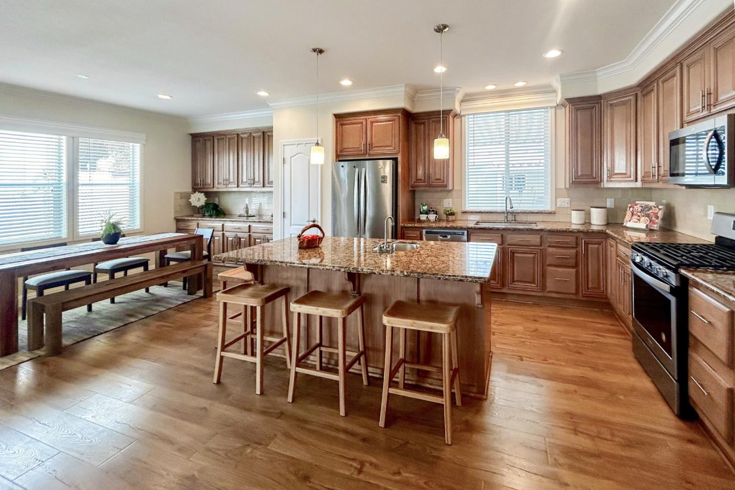 225 Mt Hermon Road Unit: 215