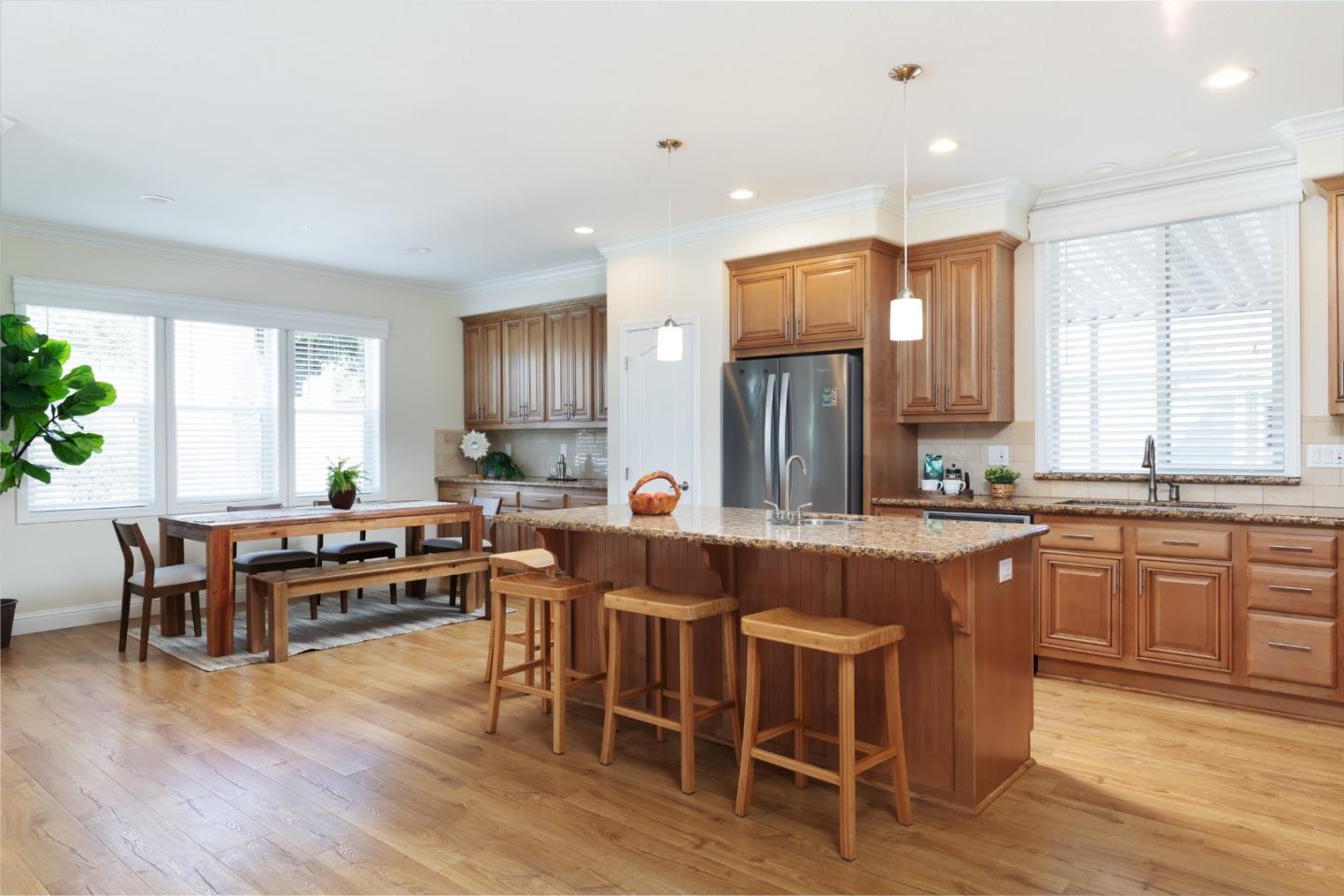 225 Mt Hermon Road Unit: 215