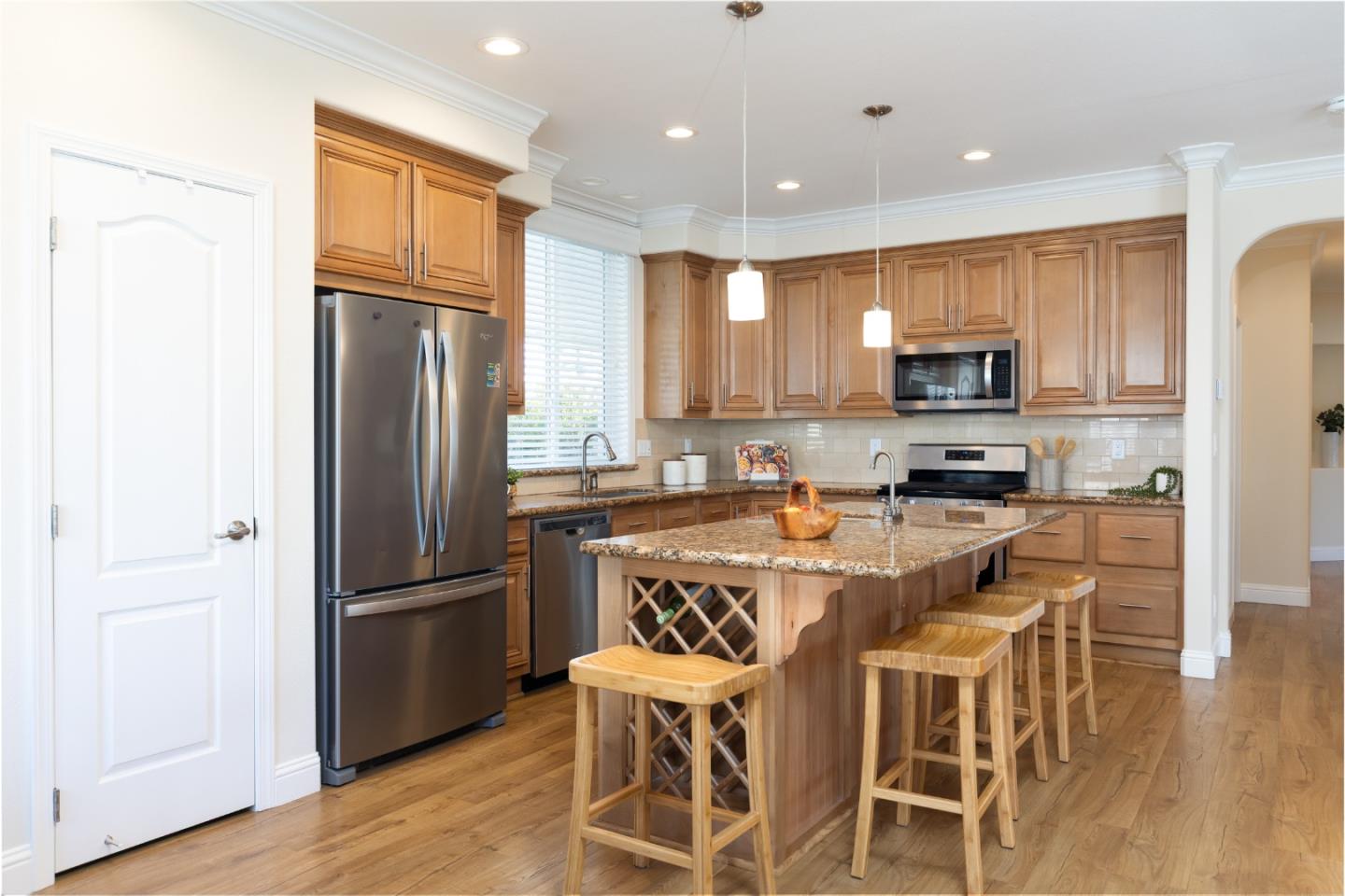 225 Mt Hermon Road Unit: 215