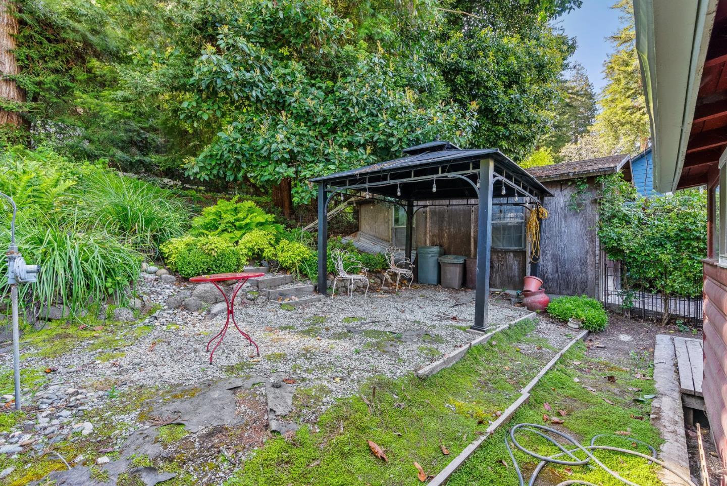 186 Saint Bernard Street