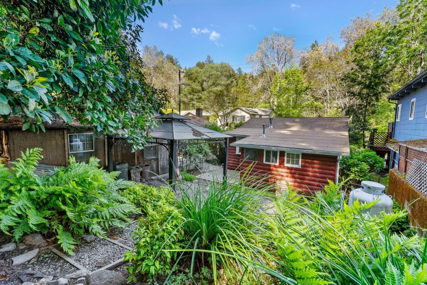 186 Saint Bernard Street