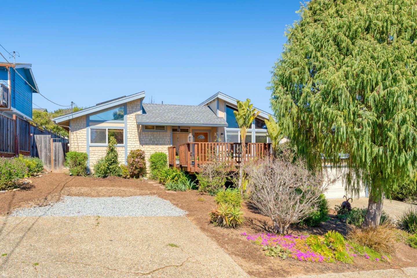 731 Corcoran Avenue