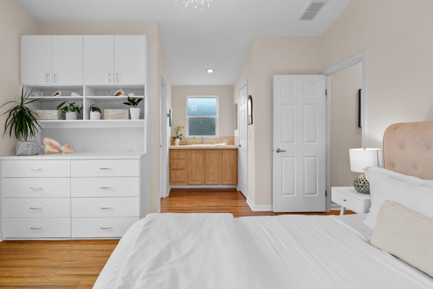 2395 Delaware AVE 135