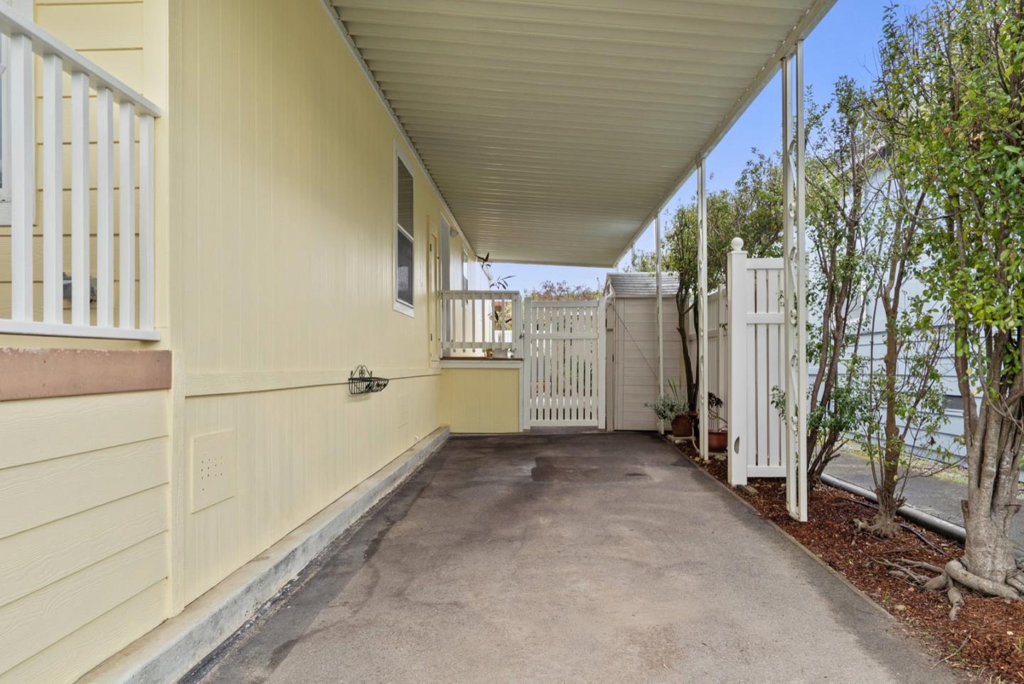 2395 Delaware AVE 135