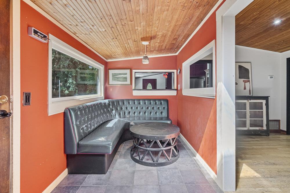 280 Waner Way