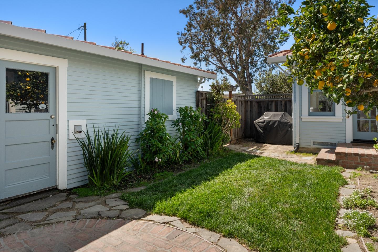 139 Naglee Avenue
