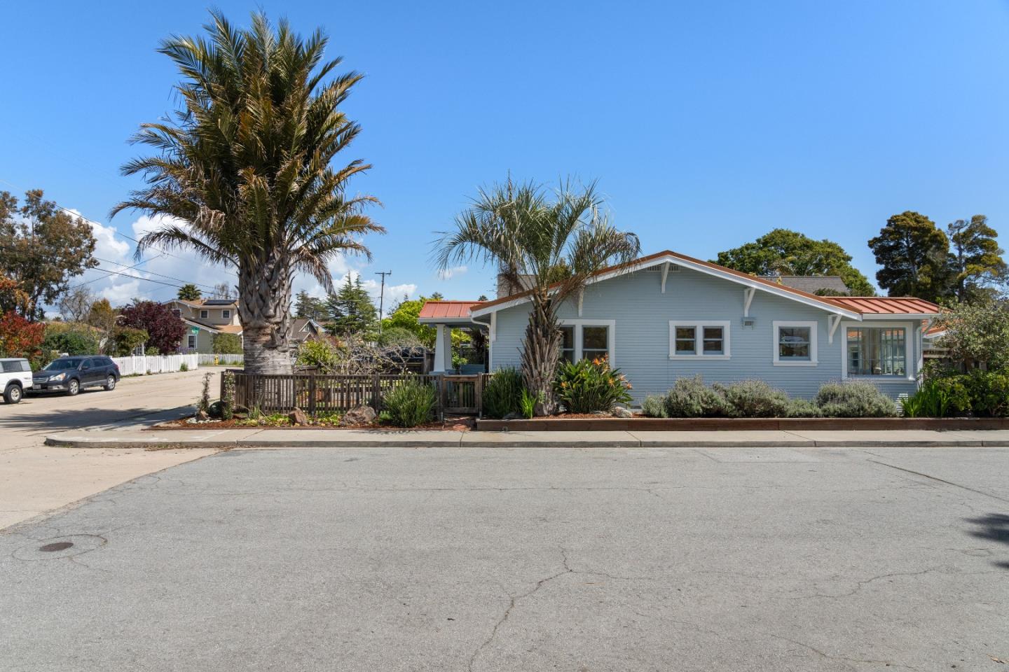 139 Naglee Avenue