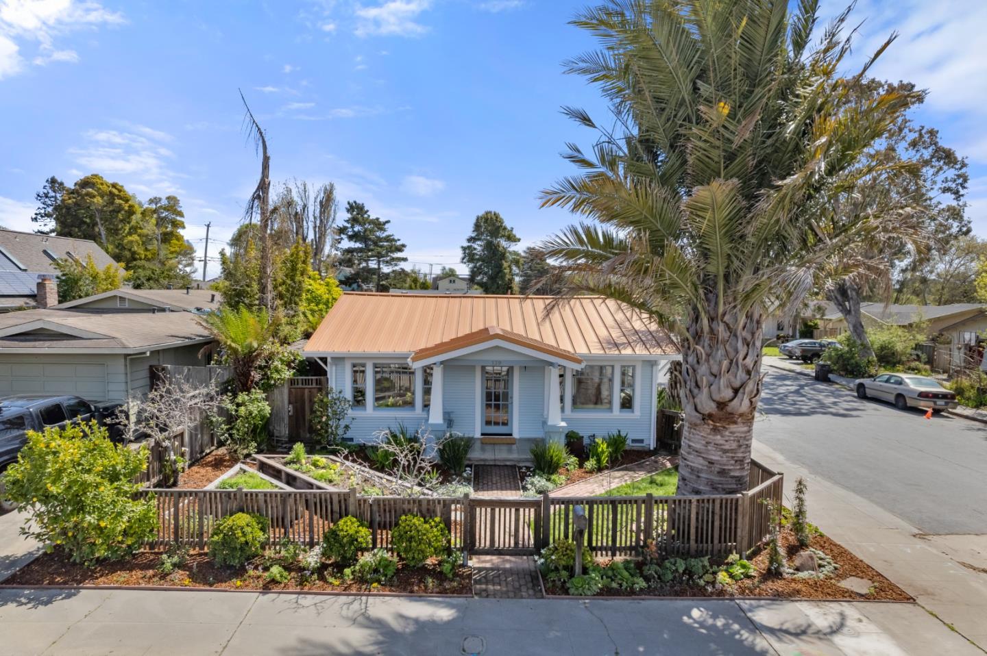 139 Naglee Avenue