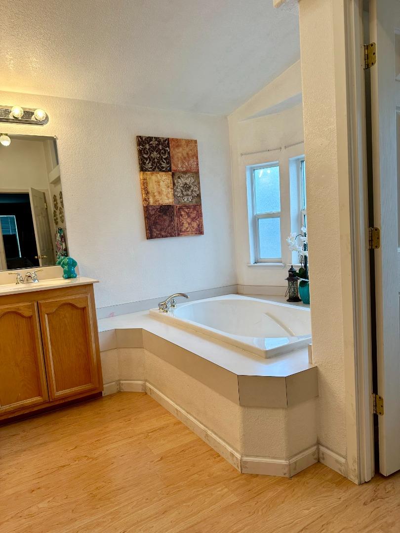 60 Plumosa Lane Unit: 60