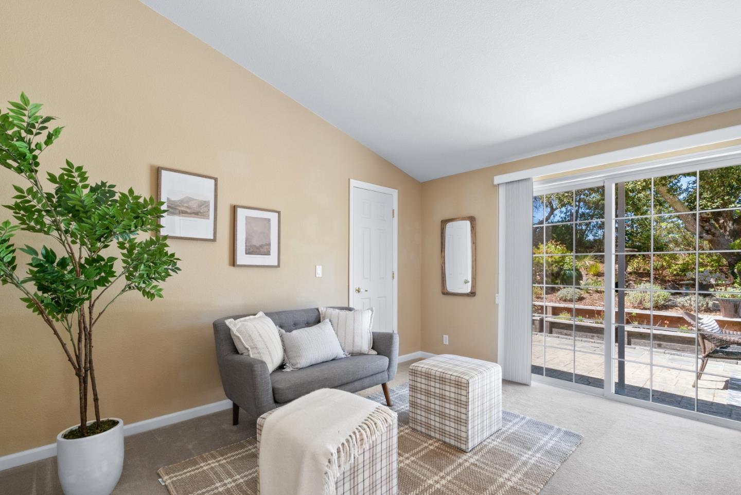 552 Bean Creek, SPC #98 Road Unit: 98