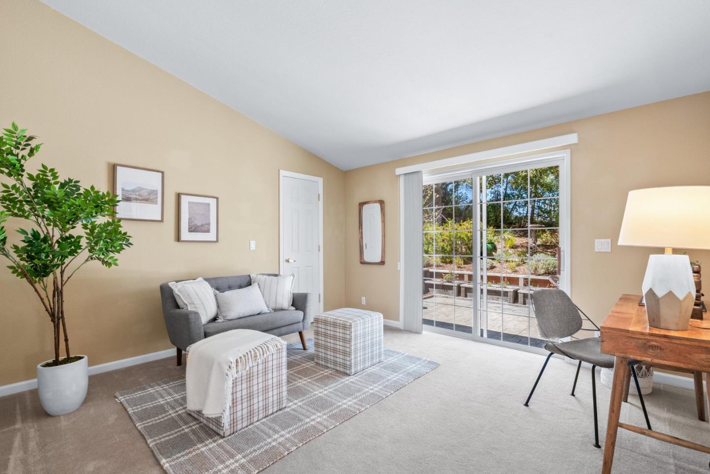 552 Bean Creek, SPC #98 Road Unit: 98