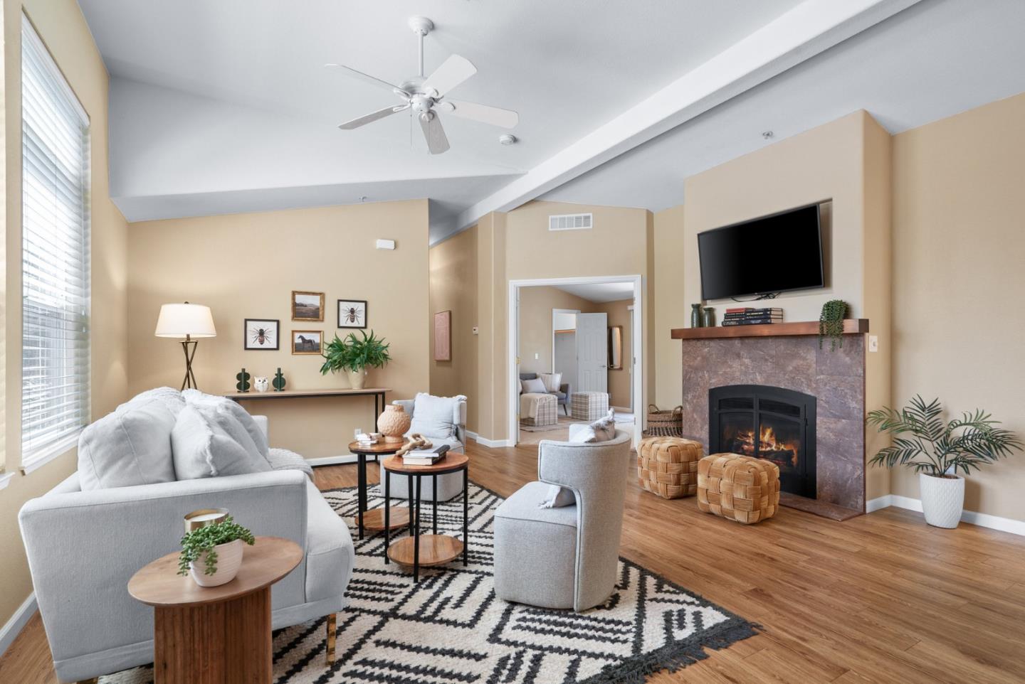 552 Bean Creek, SPC #98 Road Unit: 98