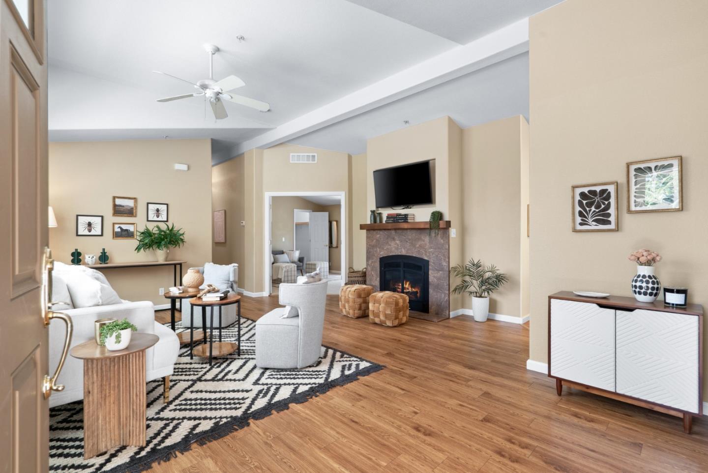 552 Bean Creek, SPC #98 Road Unit: 98