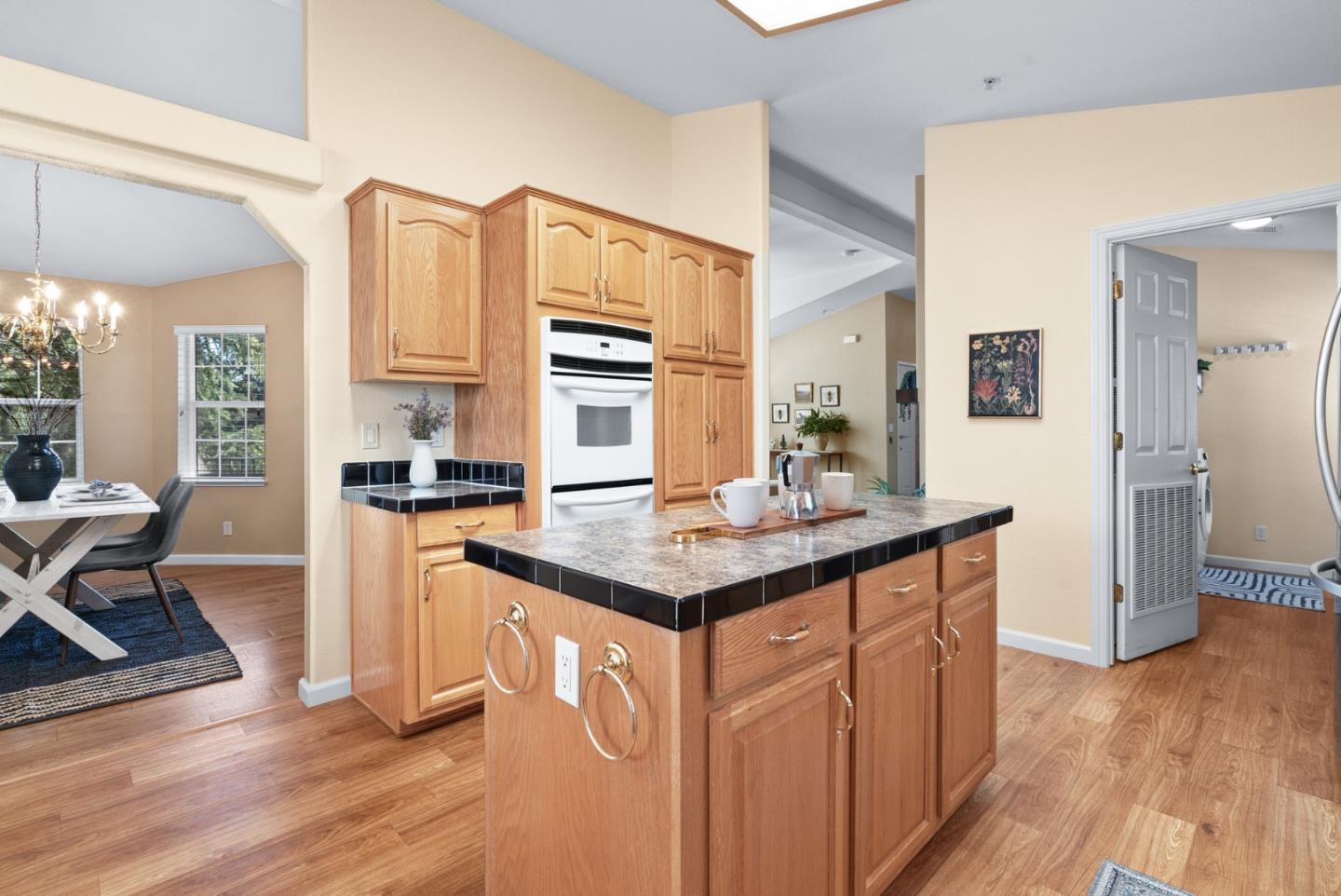 552 Bean Creek, SPC #98 Road Unit: 98