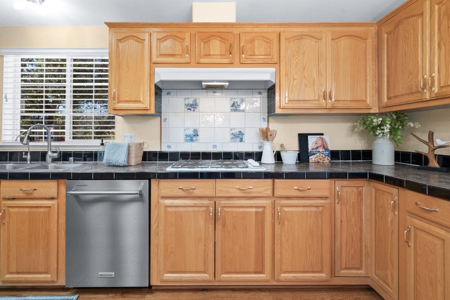 552 Bean Creek, SPC #98 Road Unit: 98