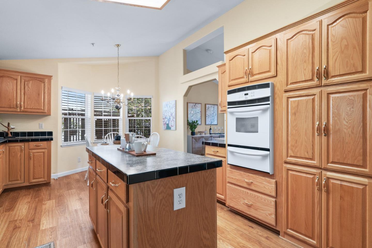 552 Bean Creek, SPC #98 Road Unit: 98