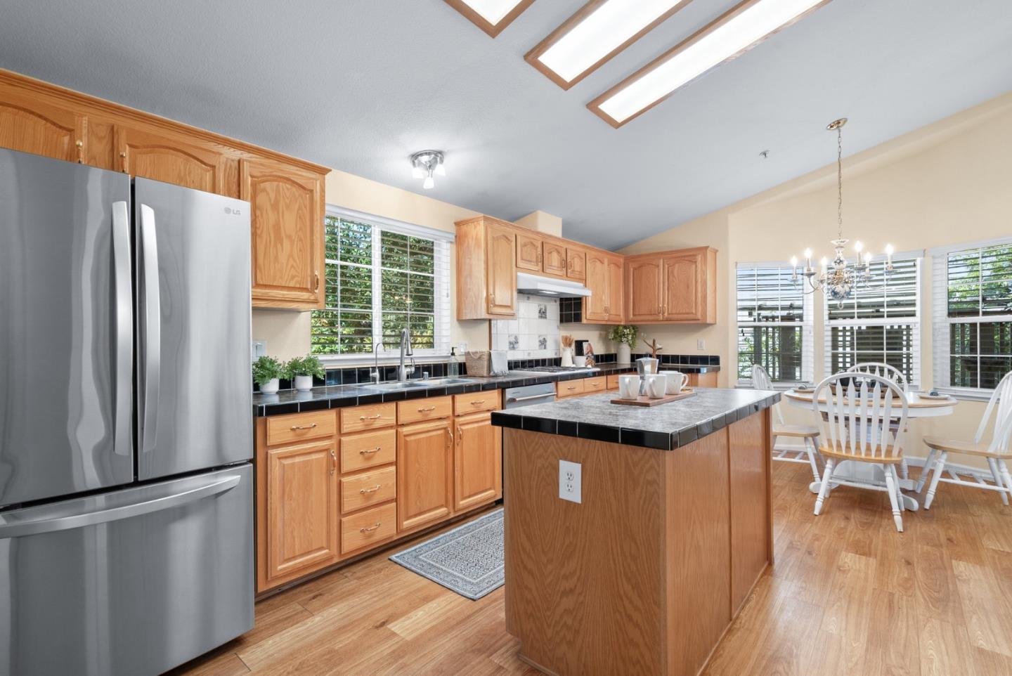 552 Bean Creek, SPC #98 Road Unit: 98