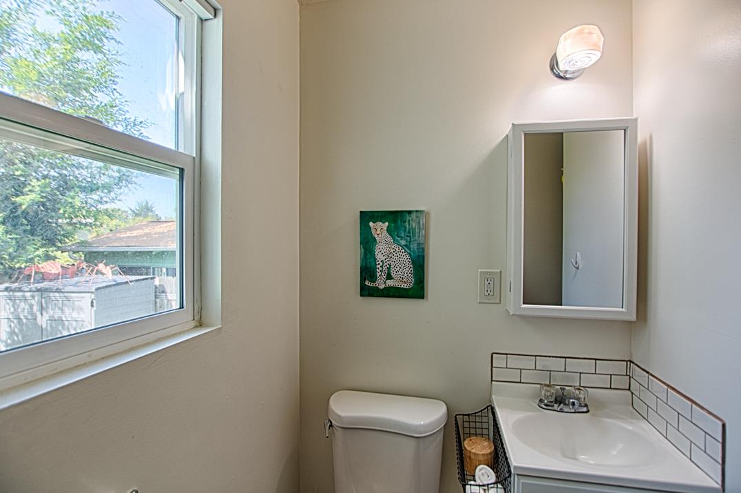 311 Mar Vista Avenue